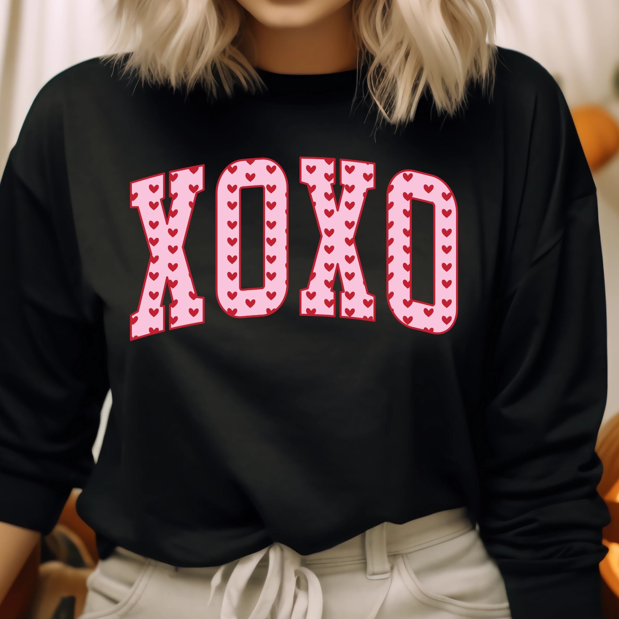 XOXO Valentines Sweatshirt – Cute Valentine’s Day Crewneck Sweatshirt